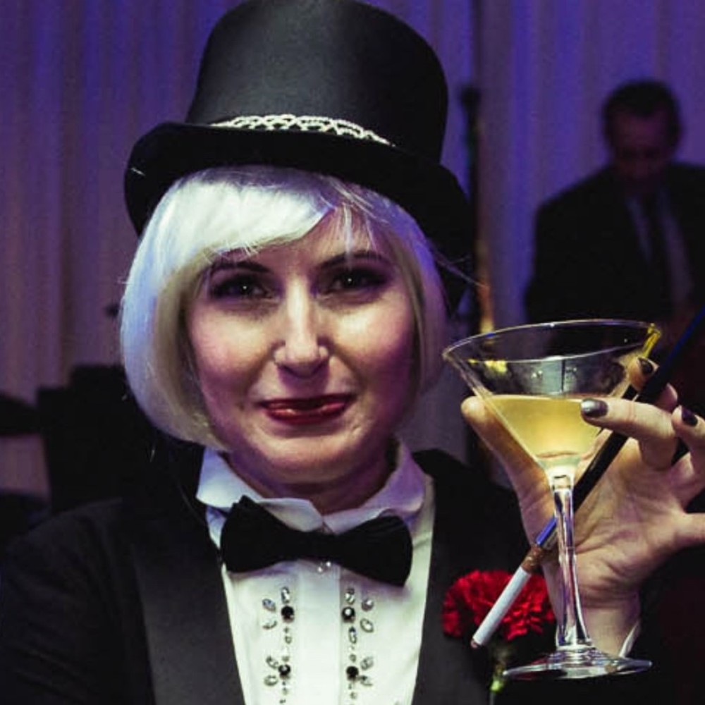 Meet your Posher, Loren